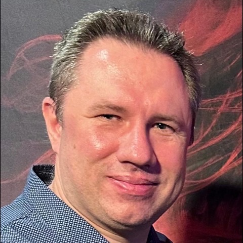 Tomasz Mazurkiewicz — Założyciel OEMatic · 15+ lat w elektronice OEM