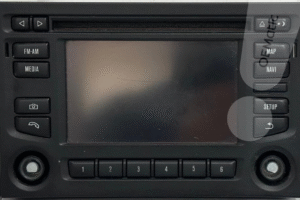 Panel przedni radio-nawigacji Scania AUS3 V3 TIP firmy Bosch z widocznym ekranem dotykowym i przyciskami funkcyjnymi.